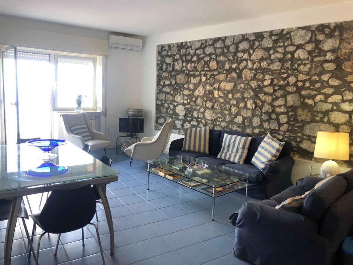 Taormina Center Apartment With Sea View Экстерьер фото