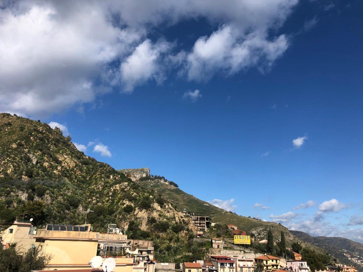 Taormina Center Apartment With Sea View Экстерьер фото