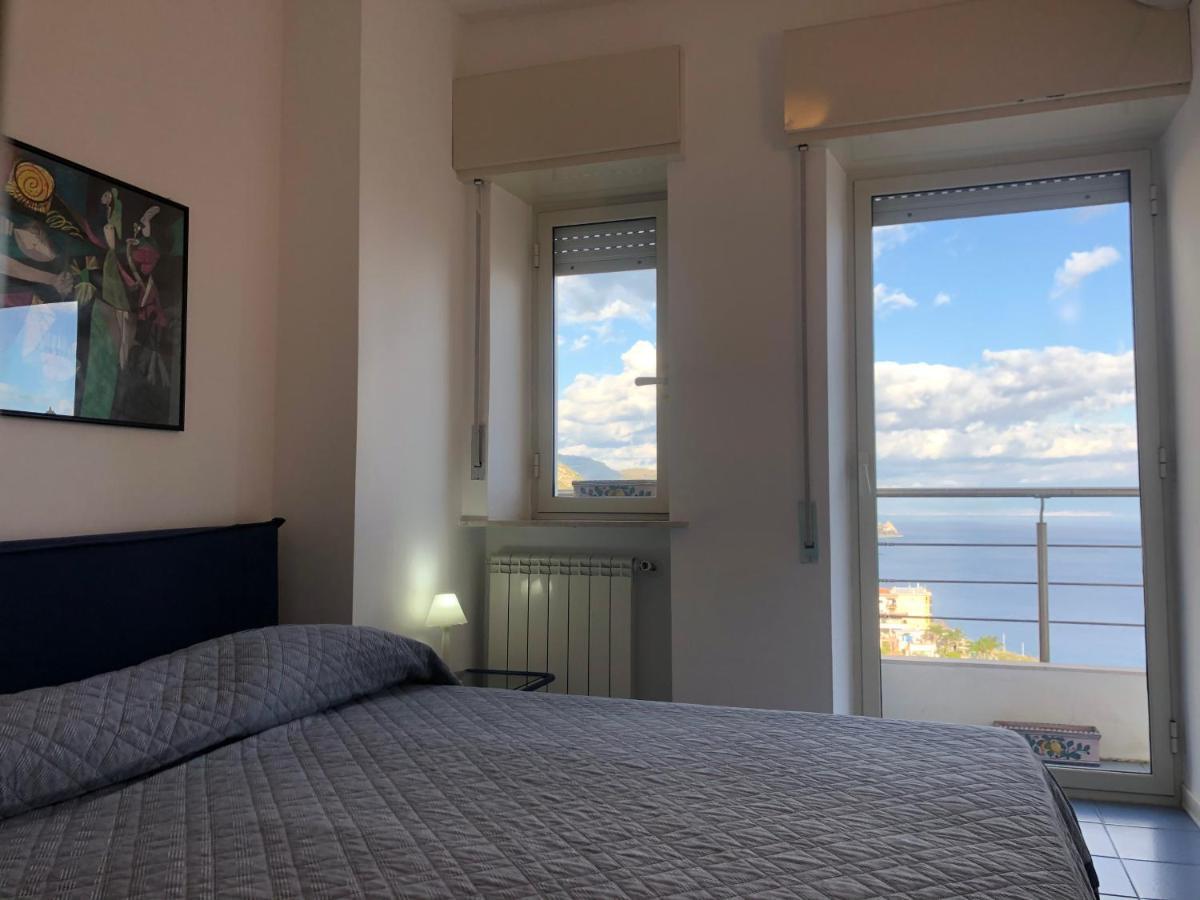 Taormina Center Apartment With Sea View Экстерьер фото